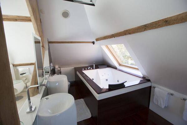 Jacuzzi